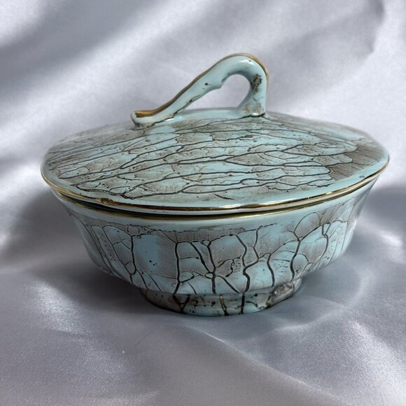 Delftware W.B. Leersum Other - Vintage Delftware W B Leersum Handwork Covered Dish Holland